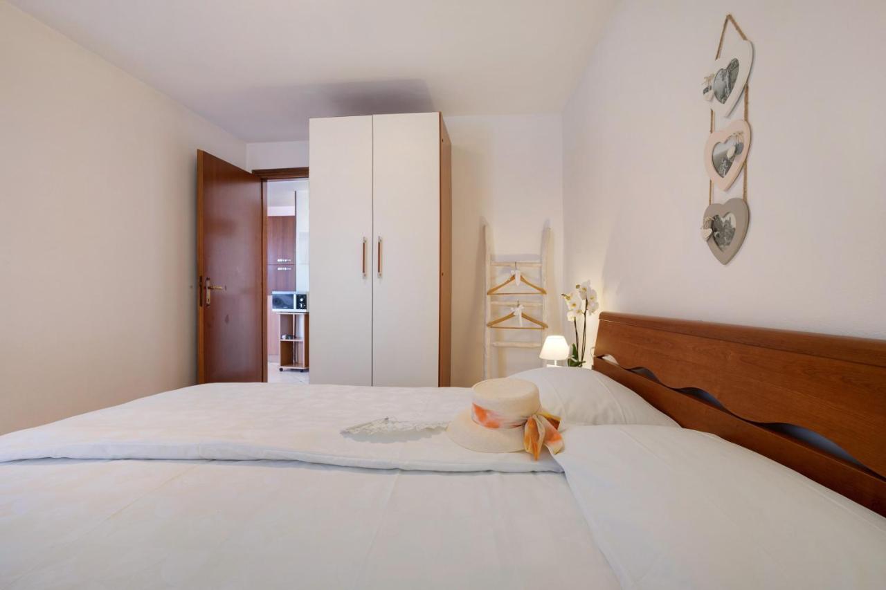 티날레 Stella Del Garda 2 Con Terrazza 아파트 외부 사진